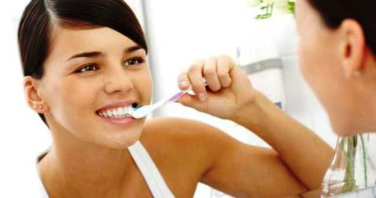 Diş fırçanızı mütəmadi olaraq dəyişdirin