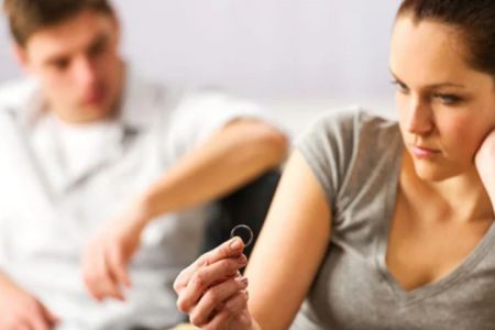 Azərbaycanda boşanmaların səbəbləri açıqlanıb
