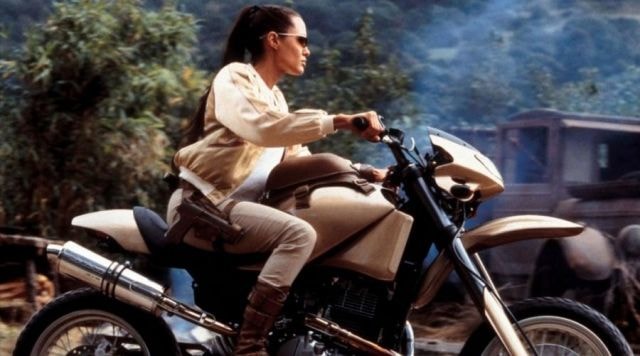 Angelina Jolie motosiklet