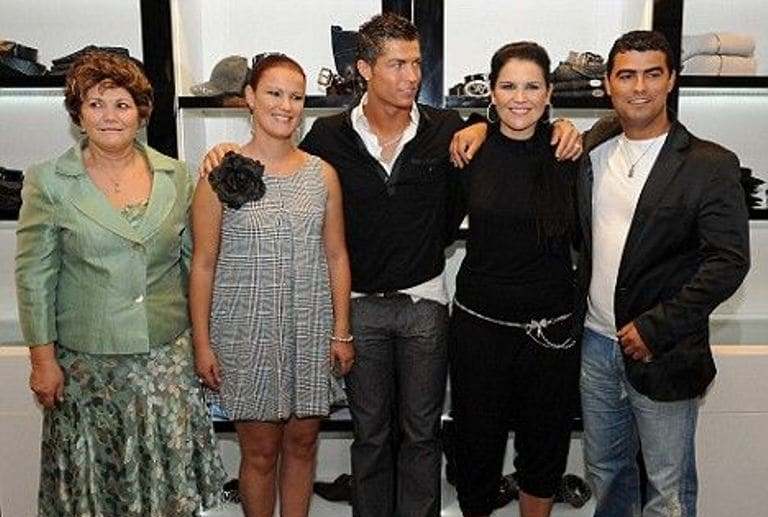 Cristiano Ronaldo ailəsi