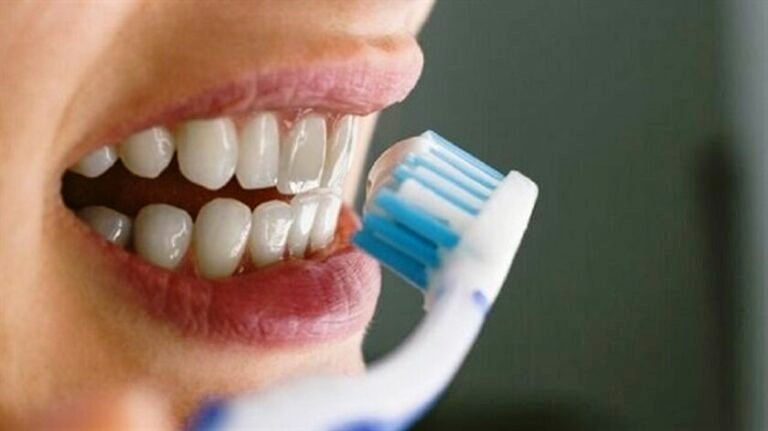 Dişləri fırçalama üsulu önəmlidir