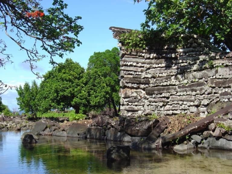 Nan Madol qalıqları - Mikroneziya